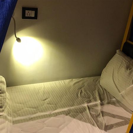 מומביי New Mango Dormitory מראה חיצוני תמונה