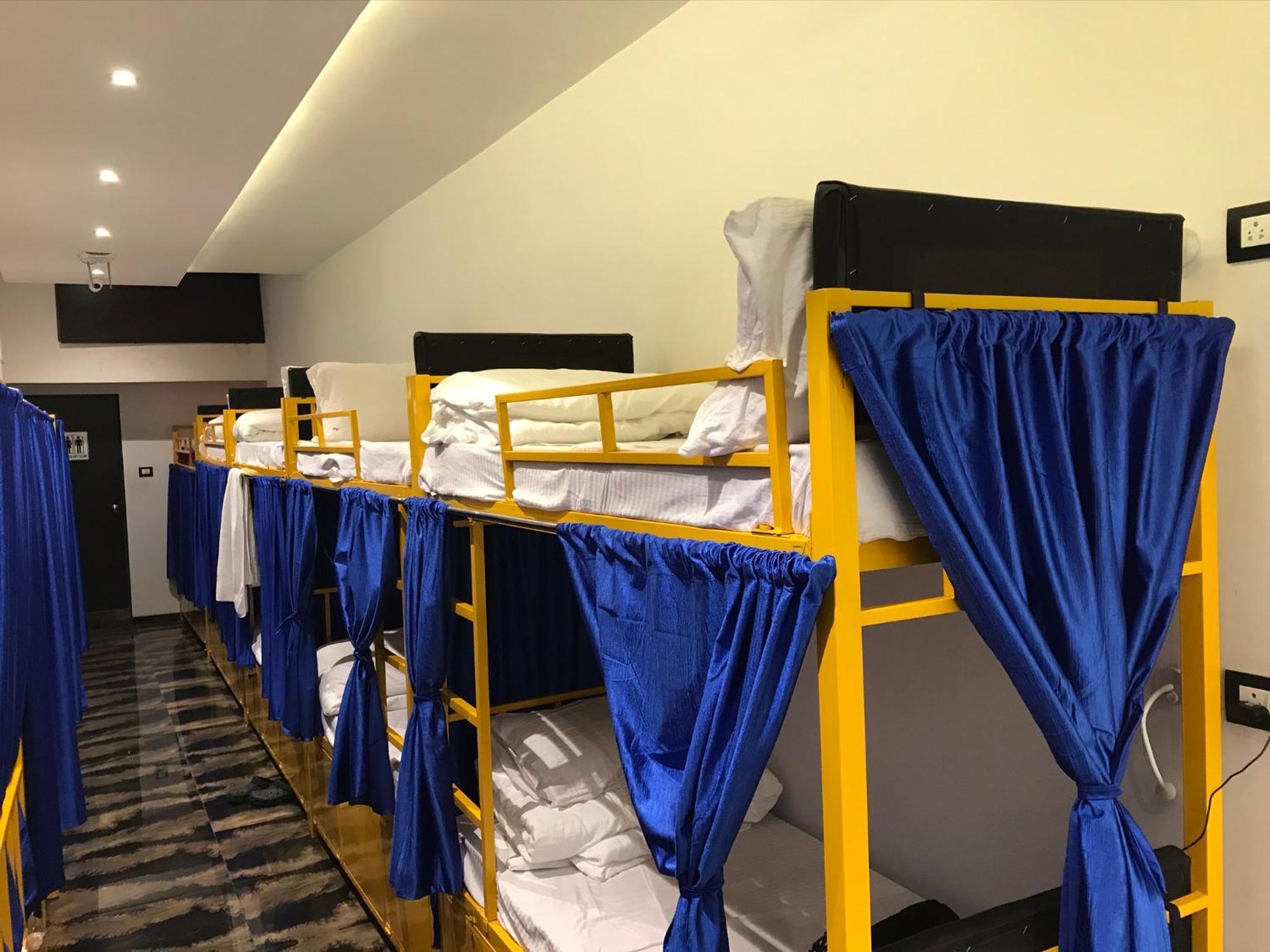 מומביי New Mango Dormitory מראה חיצוני תמונה